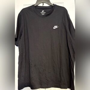 Nike Black Short Sleeve Tee with White Swoosh